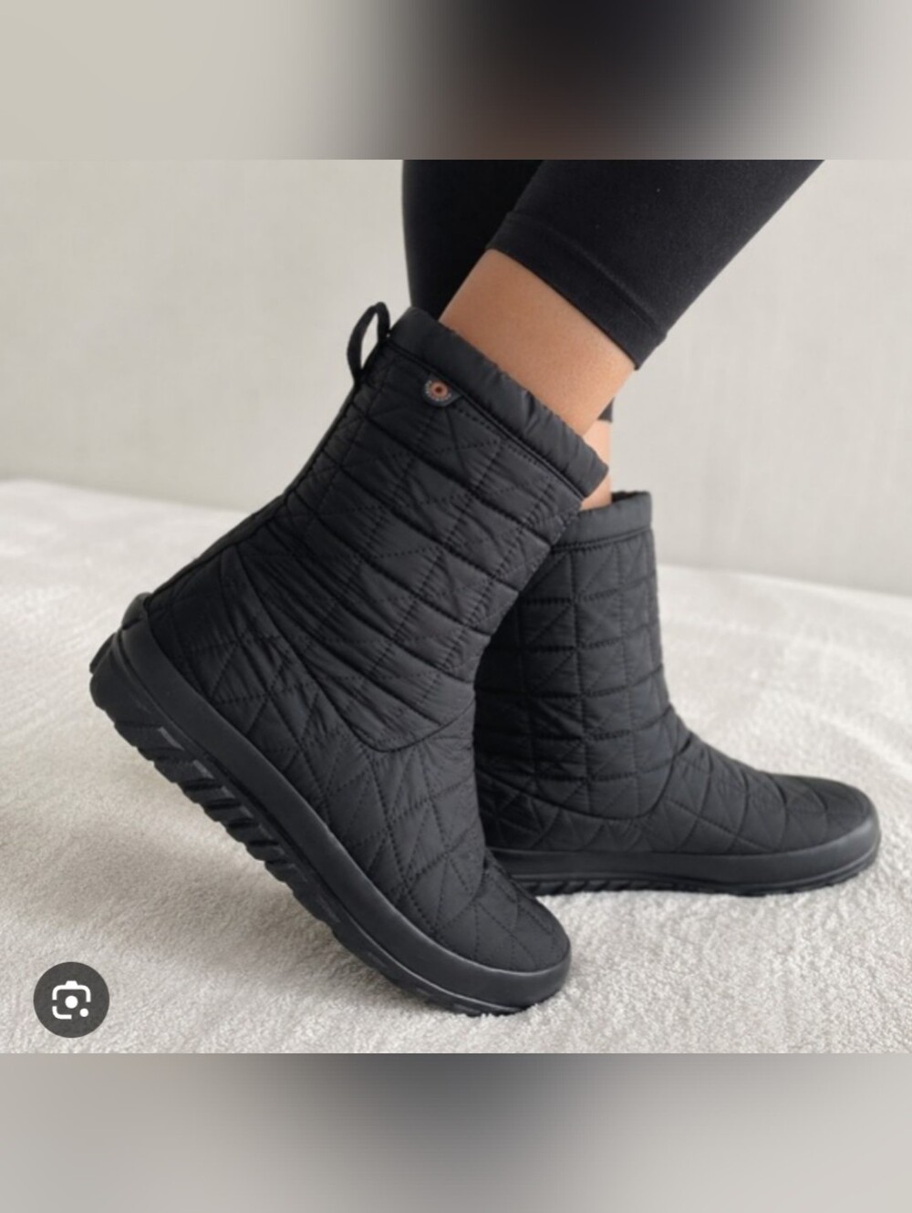 Bogs Women's Snowday II Mid Work Boots  Size 9
